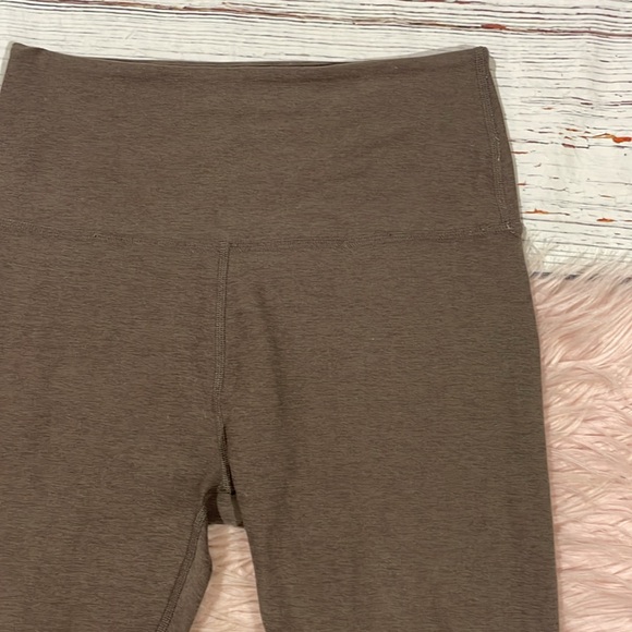 Beyond Yoga Spacedye Caught In The Midi High Waisted Legging Mocha - Picture 4 of 9